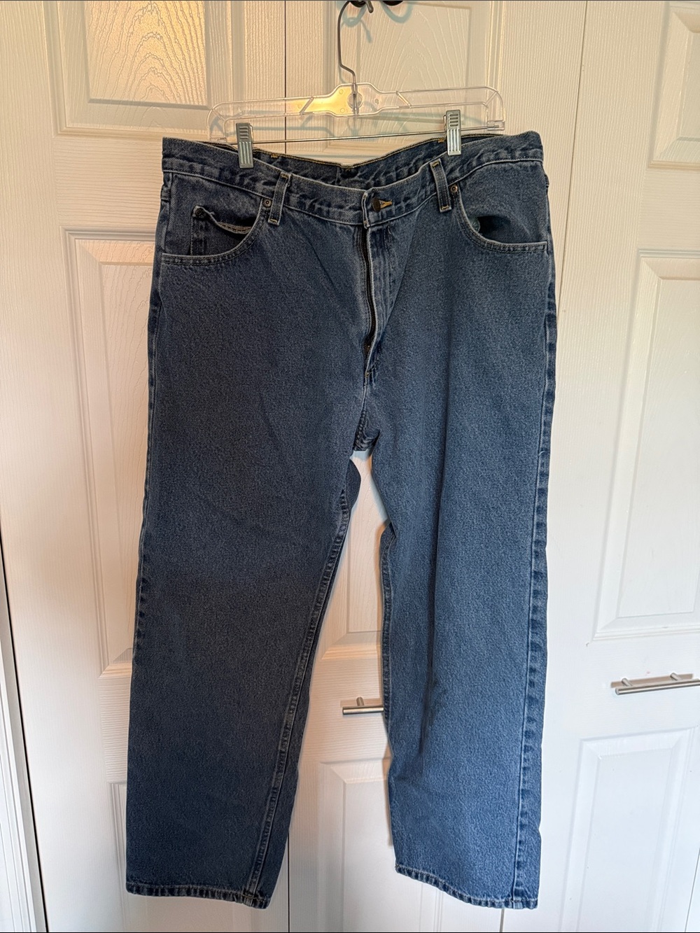 Wrangler Men's Relaxed Jeans in Dark Blue Denim